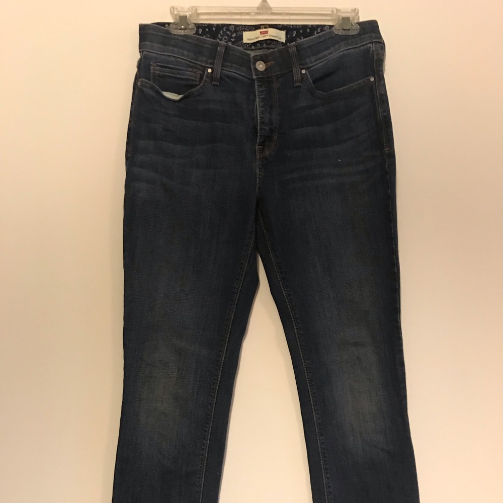 Levi Perfect Waist Straight Leg